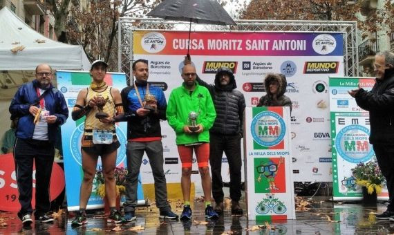 El podio de la carrera de los miopes en Sant Antoni / Europa Press