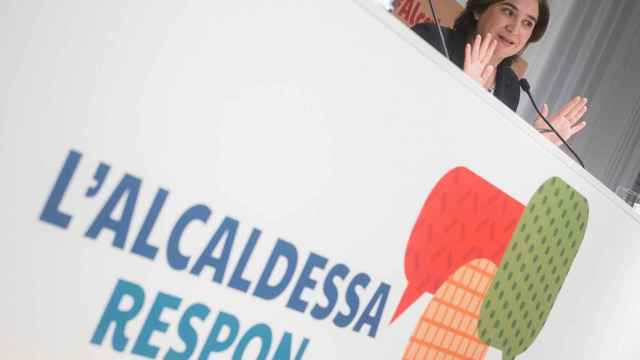 Colau ha respondido como alcaldesa en el Col·legi de Periodistes / EFE , QUIQUE GARCÍA