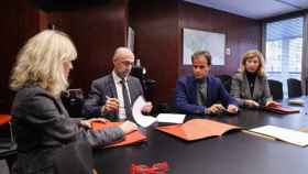 Firma del convenio de colaboración contra el fraude y la corrupción / AJUNTAMENT DE BARCELONA