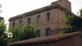 Edificio por el que los vecinos de Les Corts se enfrentan al Arzobispado / Wikimedia