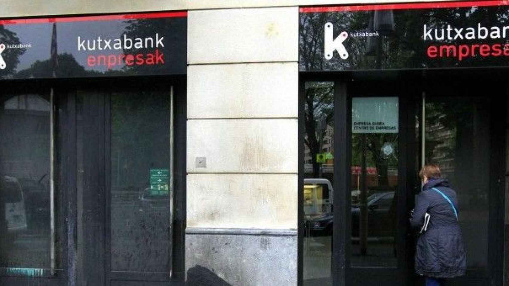 Una sucursal de un banco en Barcelona, en una imagen de archivo / EP