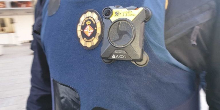 Los agentes de la Guàrdia Urbana empieza a utilizar cámaras unipersonales / UGT