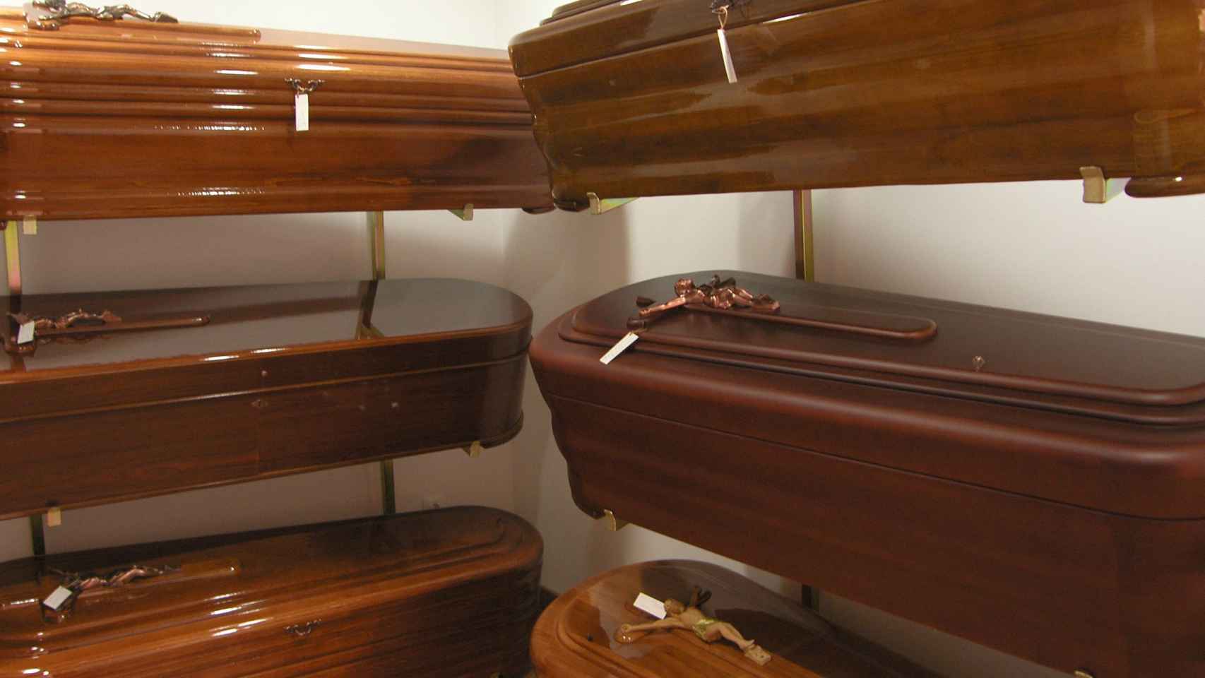 El Ayuntamiento de Barcelona insiste en la funeraria pública pese a sus fracasos