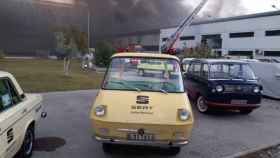 Algunos de los coches salvados del incendio en el museo de Seat / @AebruguersNgel