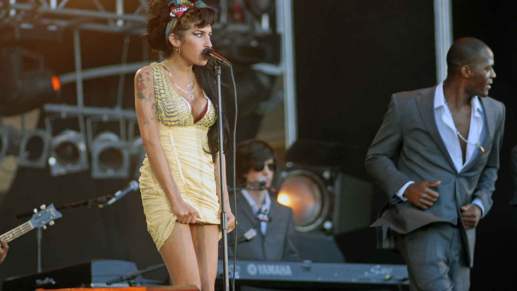 Amy Winehouse y Zalon juntos en un concierto