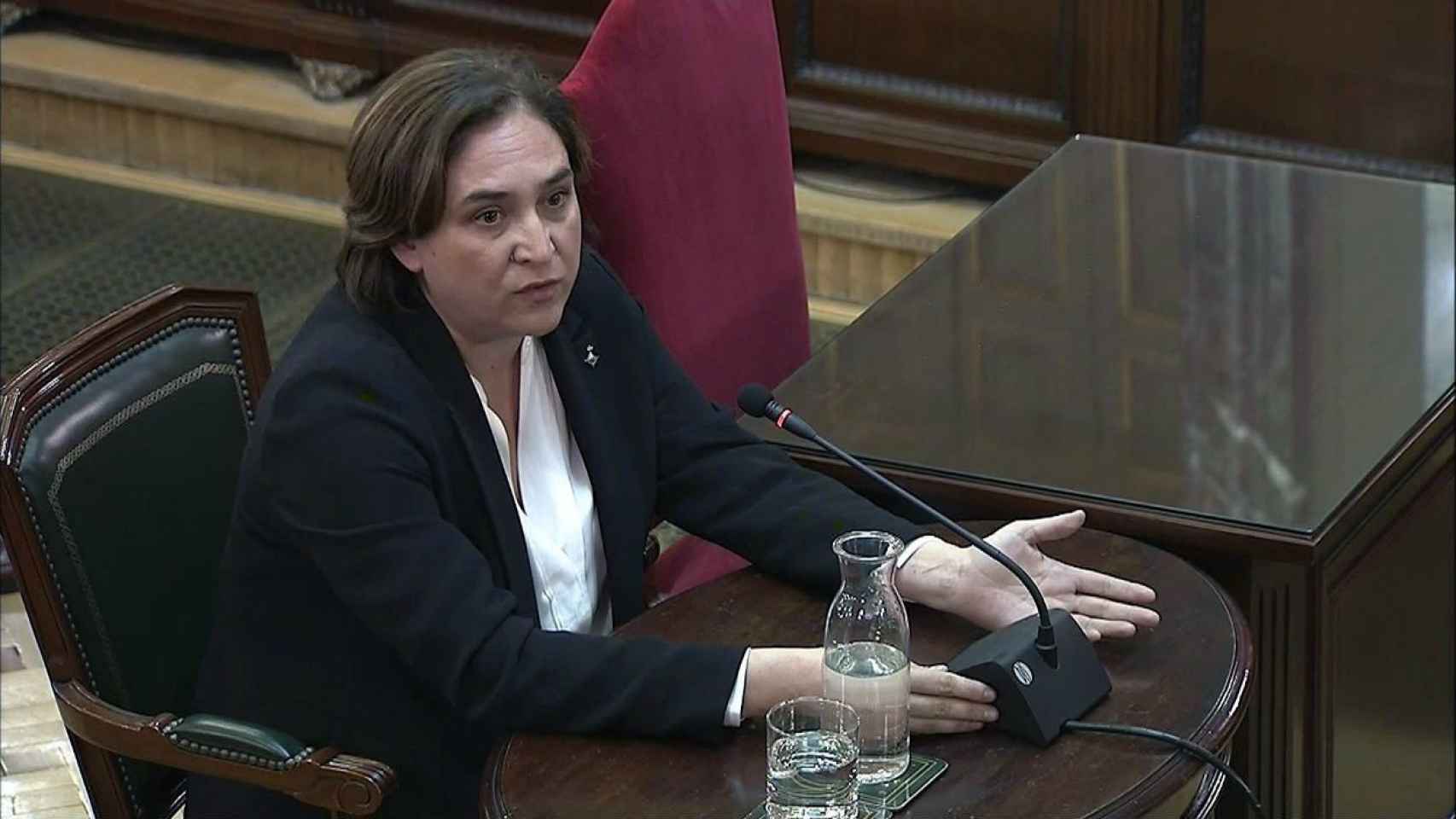 Ada Colau, en un momento de su declaración en el juicio del procés en 2019 / EFE