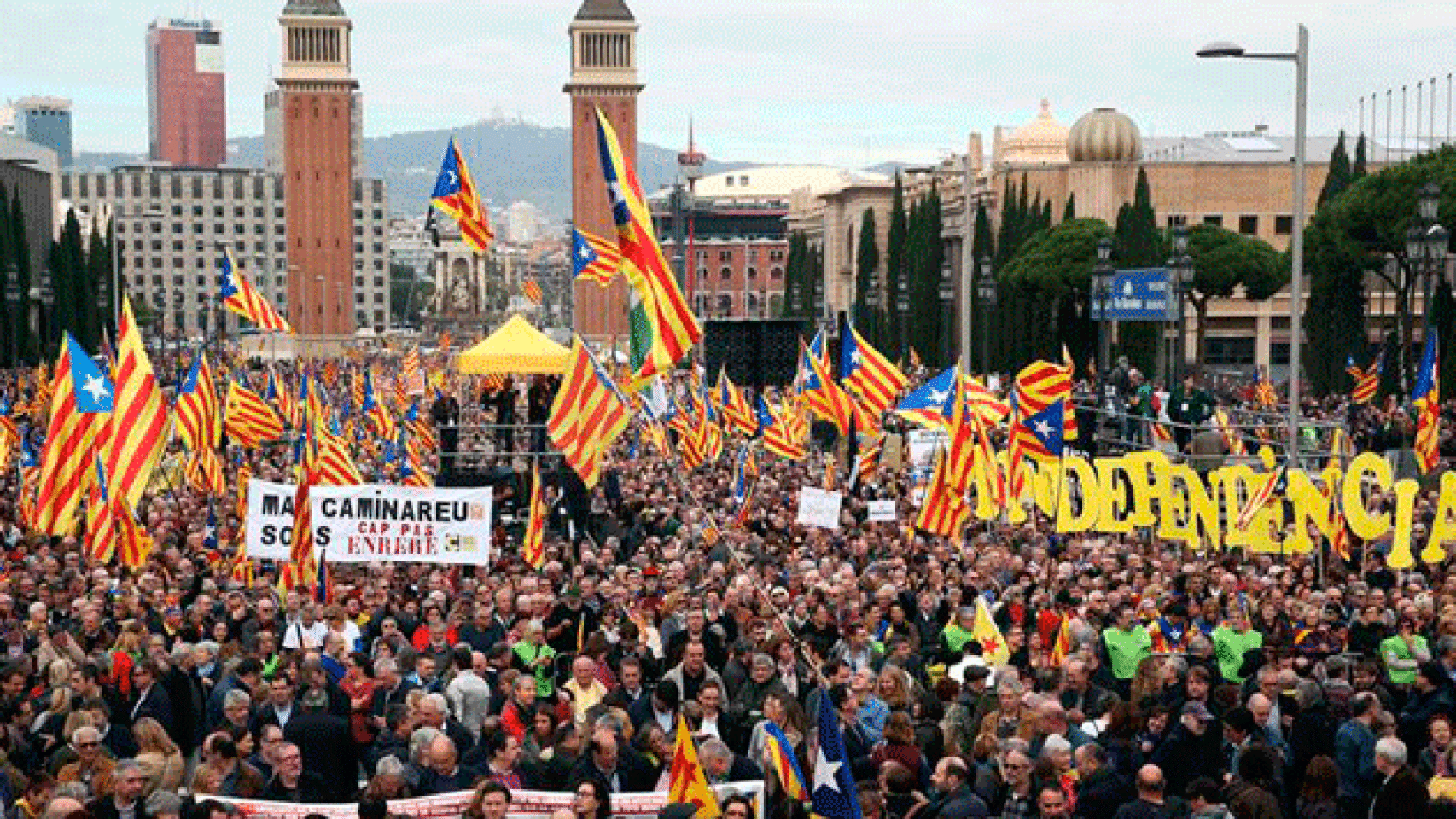 Una manifestación independentista en Barcelona / EFE