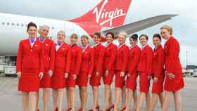 Azafatas de la compañía Virgin Atlantics / VIRGIN ATLANTICS
