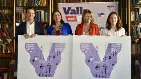Manuel Valls junto a las mujeres que le acompañarán en su lista / VALLS2019