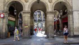 La plaza Reial y la calle Ferran podrán ser recorridos por los participantes / HUGO FERNÁNDEZ