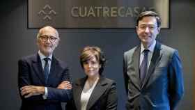 Soraya Saénz de Santamaria junto con el presidente de ejecutivo de Cuatrecasas, Rafael Fontana (izquierda) / CUATRECASAS