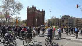 Mas de 5.000 ciclistas han participado en la Festa de la Bici / @bcn_ajuntament