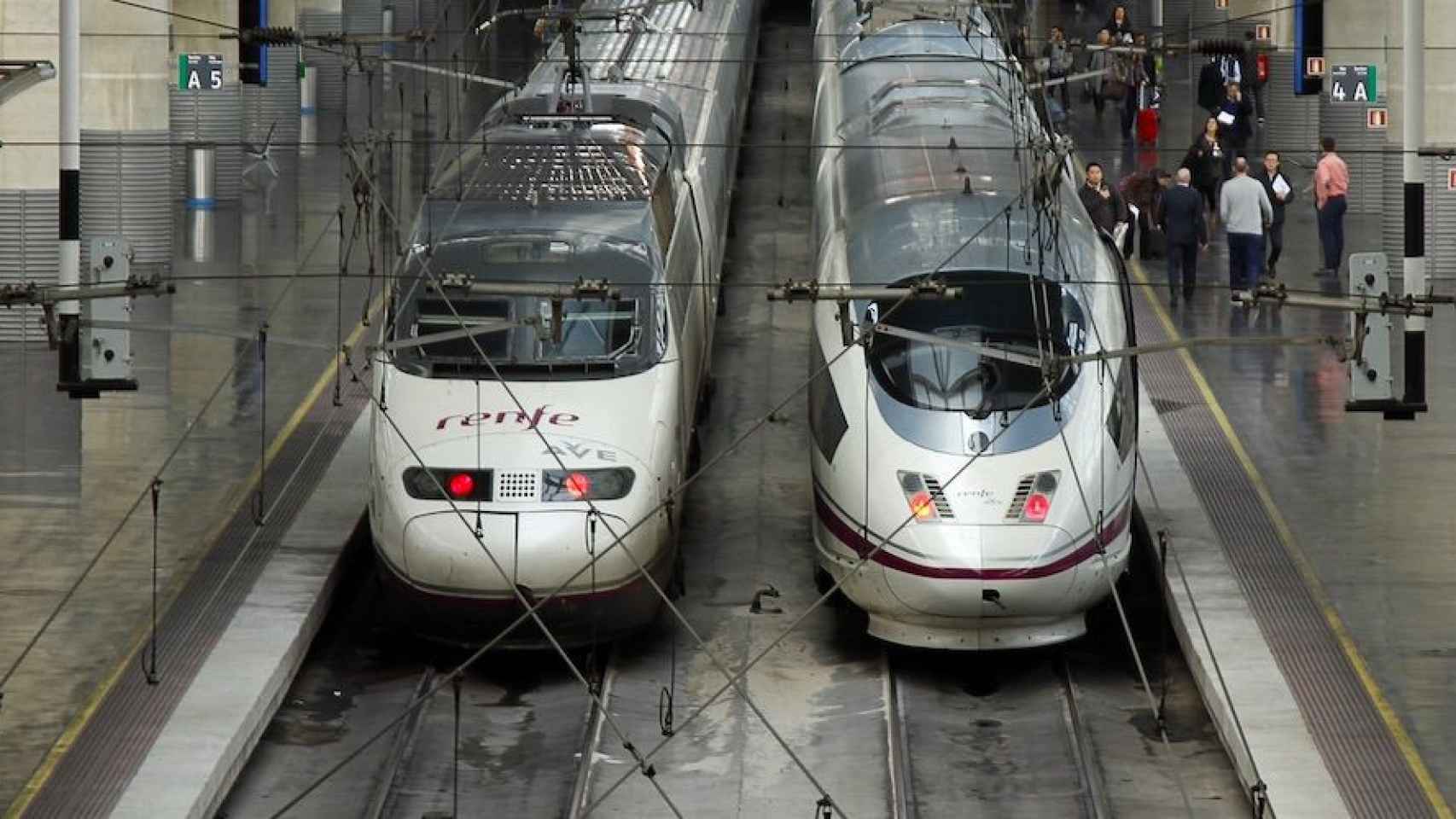 Trenes AVE a Barcelona / PIXABAY