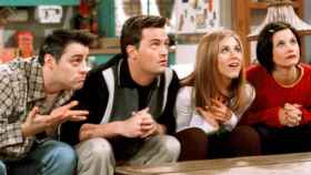 Joey, Chandler, Rachel y Monica en una secuencia de la serie que dará paso al Friendsfest / FRIENDS