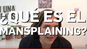 Ada Colau ha colgado un vídeo en las redes sociales en el que acusa a Valls de ser el campeón del 'mansplaining' / YOUTUBE ADA COLAU