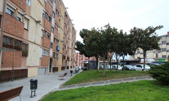 Edificios de Ciutat Meridiana, el barrio más pobre de Barcelona / M. B.