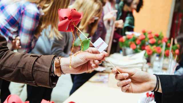 Sant Jordi Musical 2019 - Rosas solidarias