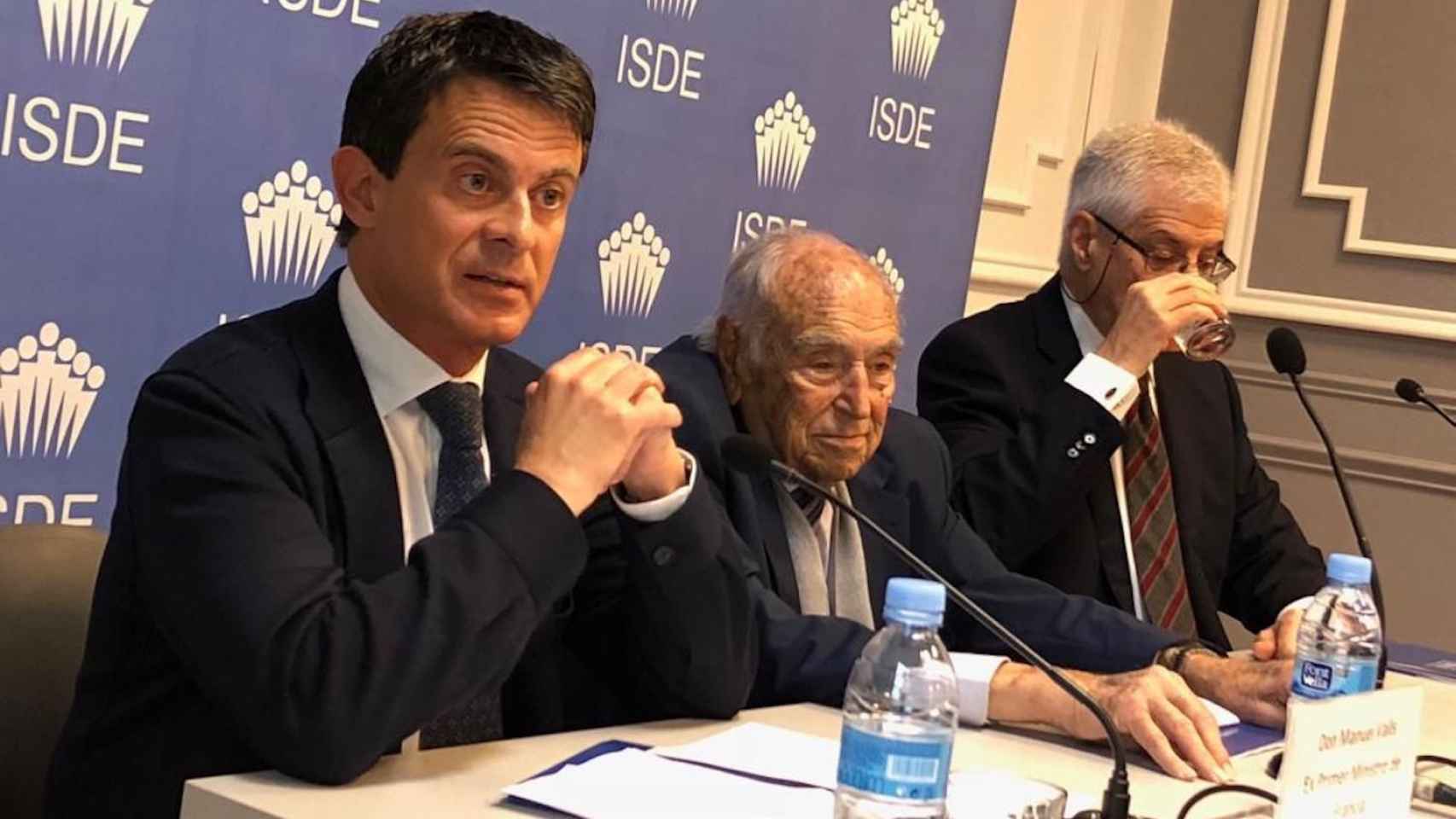 Manuel Valls durante su conferencia en el ISDE