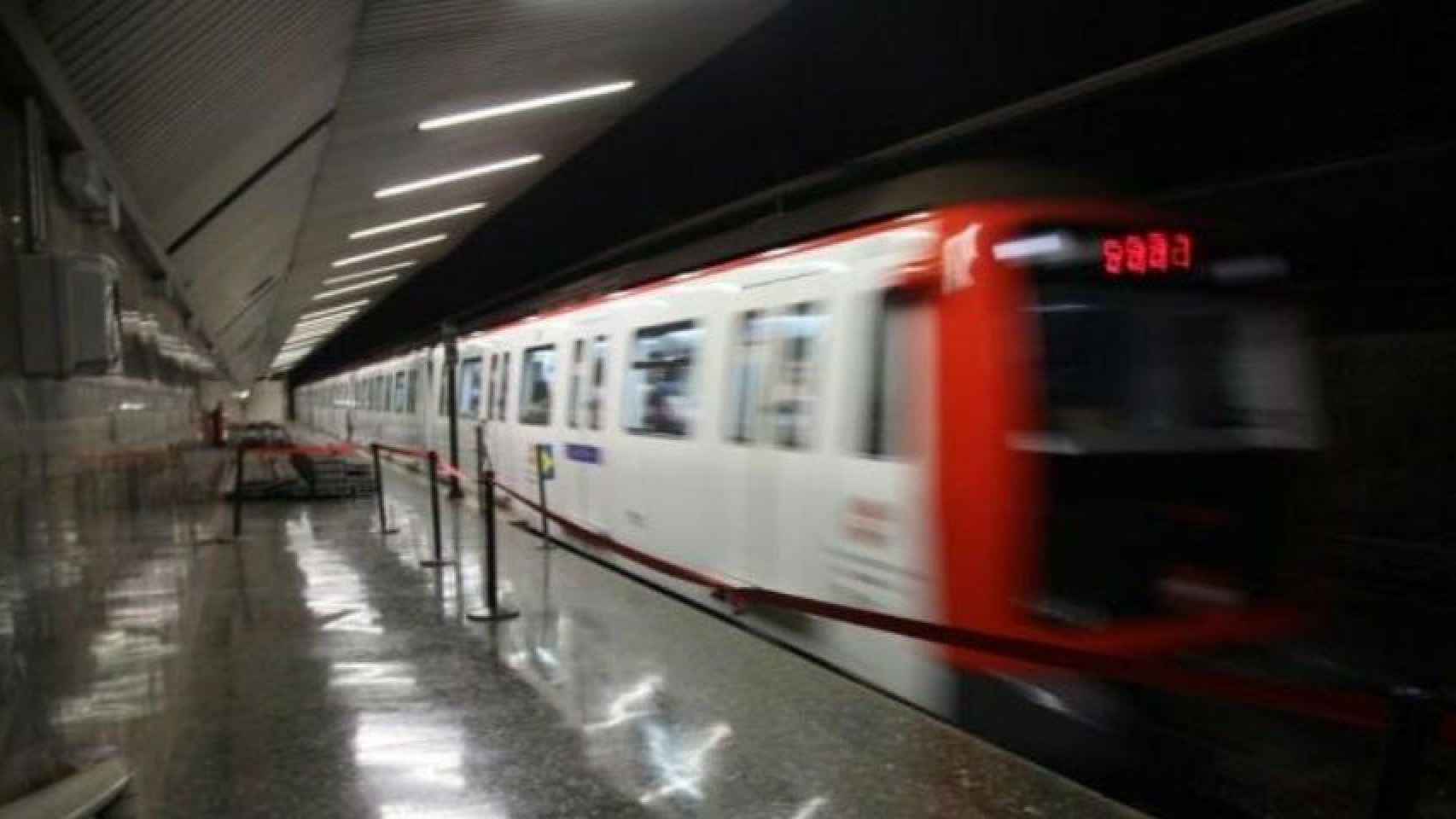 Andana del metro de Barcelona / ARCHIVO