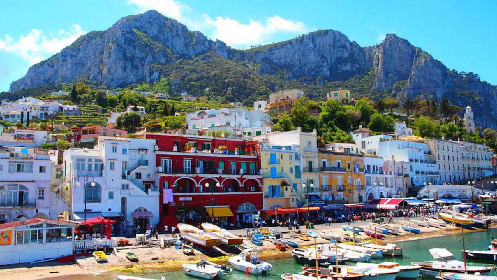 Imagen del puerto de Capri, Italia / GETYOURGUIDE