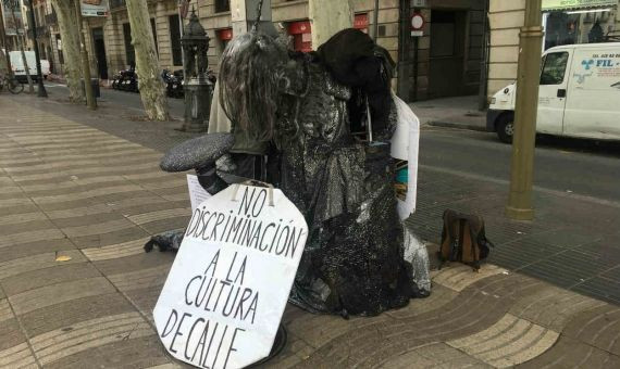 Las estatuas humanas no quieren ser discriminadas / CR
