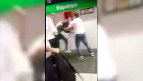 Un turista se lía a puñetazos contra un carterista en el metro