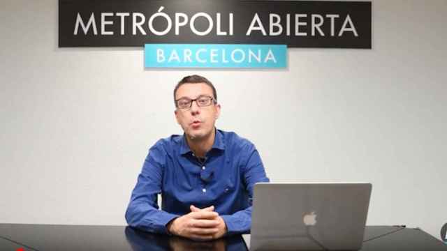 Una partida de póker para decidir el gobierno de Barcelona / LENA PRIETO