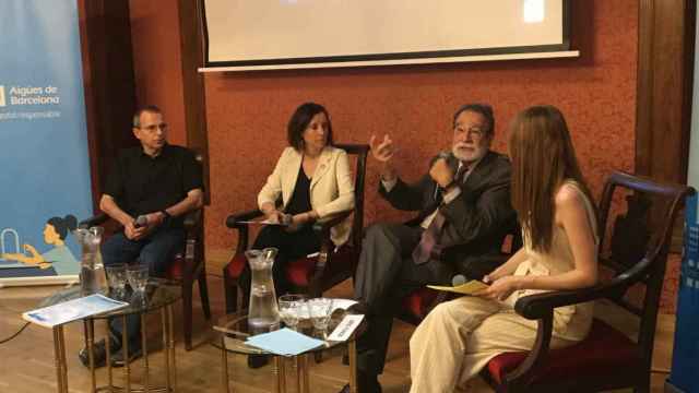 Oriol Alamany, Maria Salamero y Ramon Folch, en la conferencia de Aigües / CR
