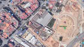 Amianto en el barrio de Sagrada Familia, cerca de las escuelas / Google Maps