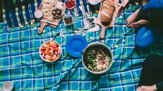 Una mesa de picnic en Barcelona