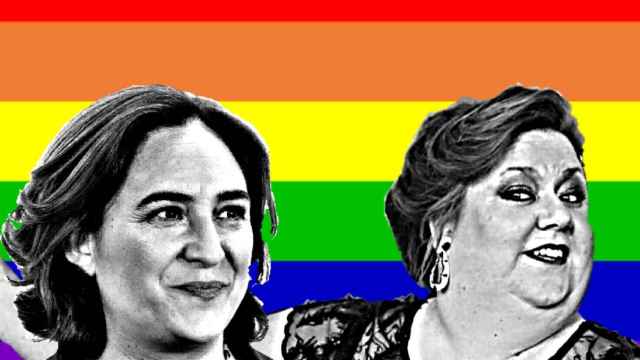 Ada Colau e Itziar Castro sonrientes en el Pride de Barcelona / MA