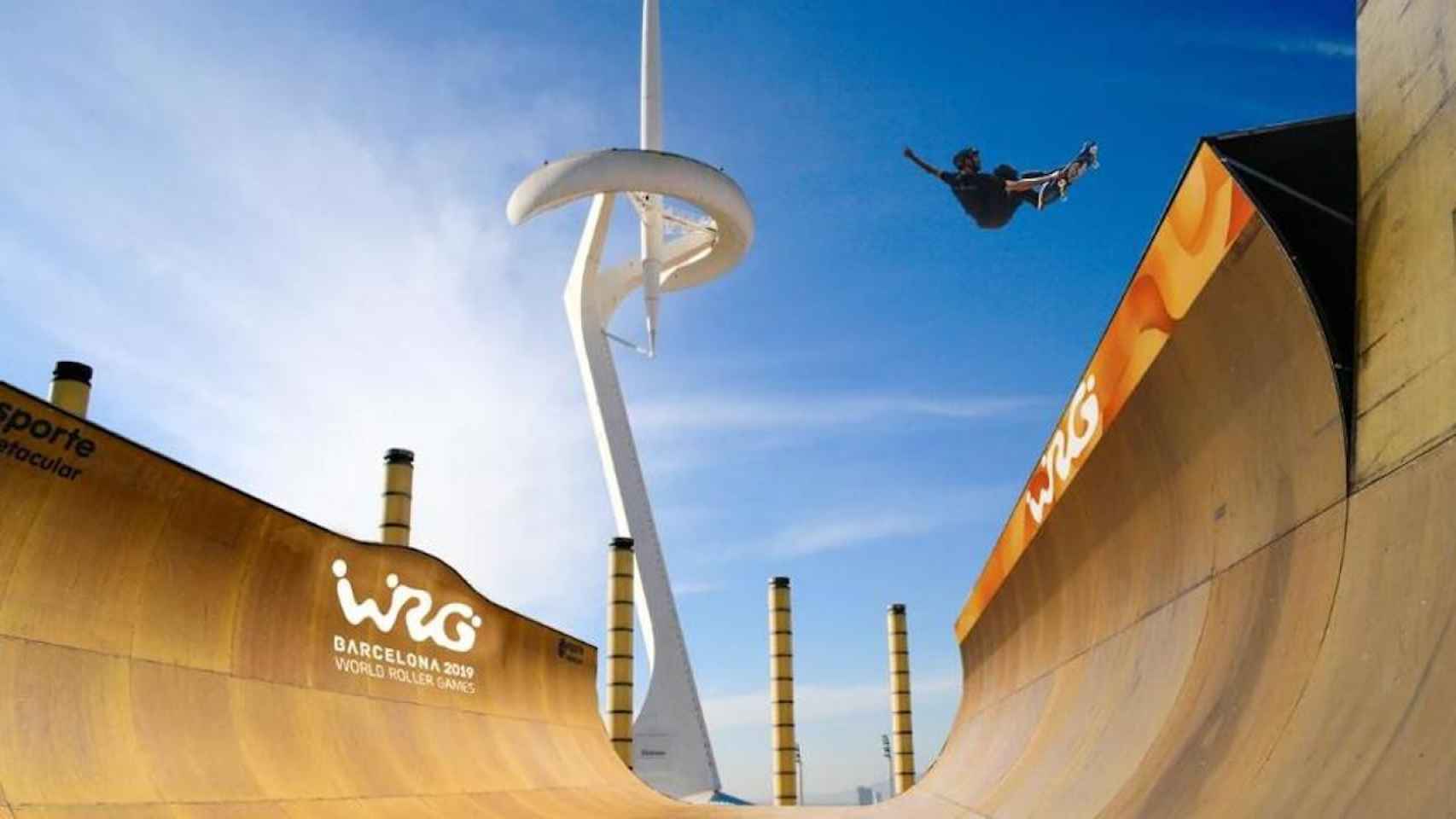 Un patinador realiza una pirueta en una imagen promocional de los World Roller Games / WORLD ROLLER GAMES