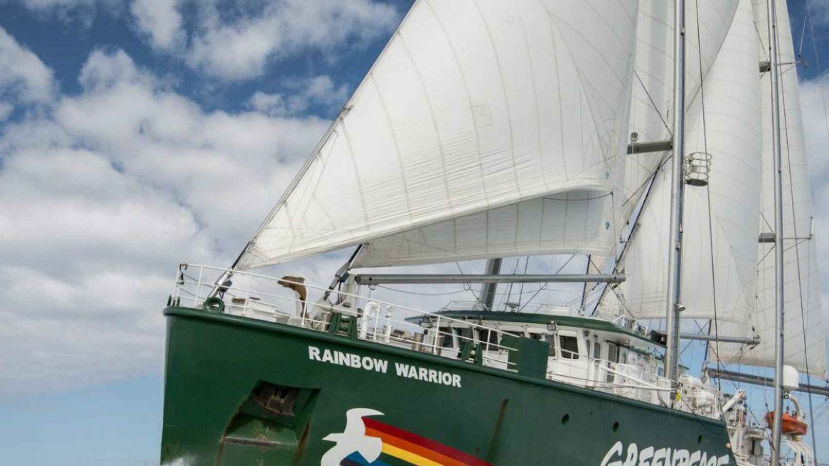 'Rainbow Warrior', el velero de Greenpeace / @ELSRMANUEL