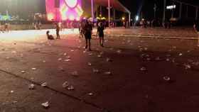 Mar de plástico en el Festival Cruïlla de Barcelona