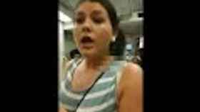 Vídeo de la agresión homófoba contra dos lesbianas en el Metro de Barcelona