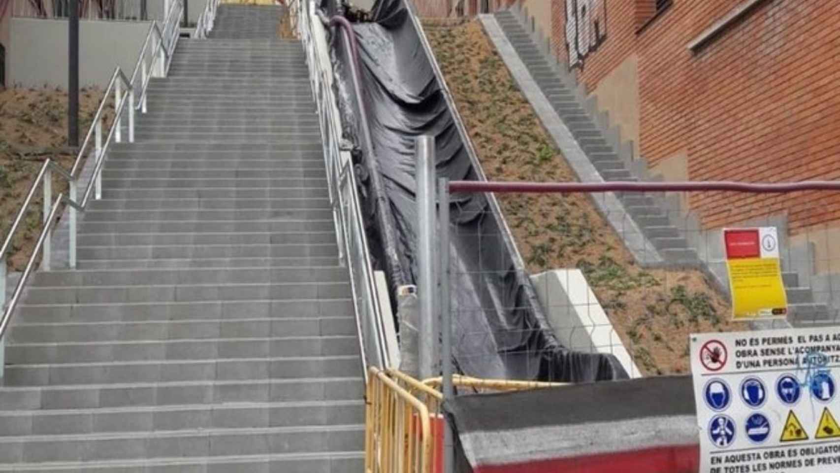 Imagen de archivo de unas escaleras mecánicas en Barcelona