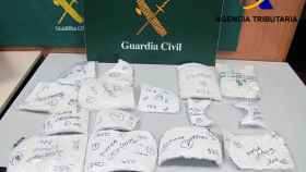 Placas de cocaína incautadas por la Guardia Civil