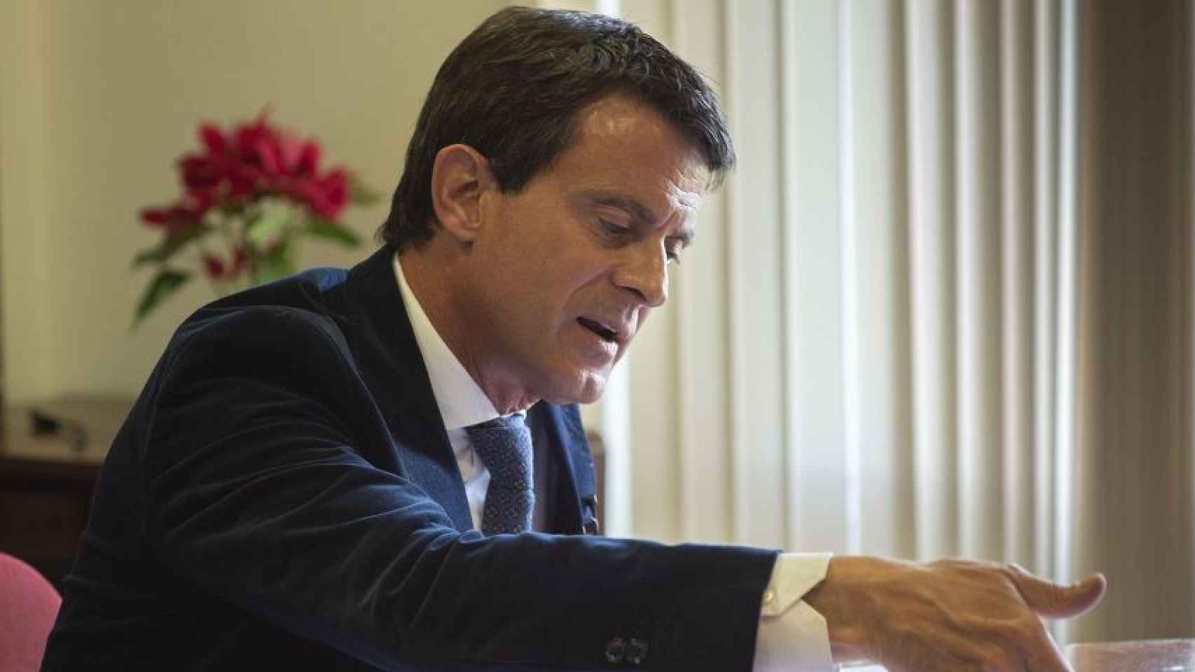 Manuel Valls, en su despacho de campaña / LENA PRIETO