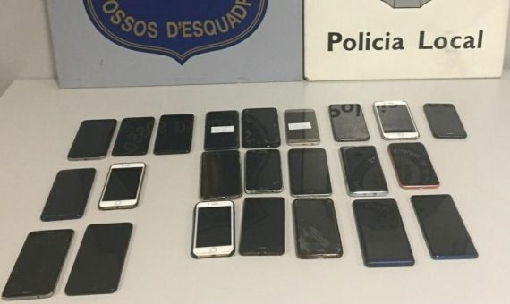 Dispositivos móviles robados en el Festival Tomorrowland de Santa Coloma de Gramenet / Mossos