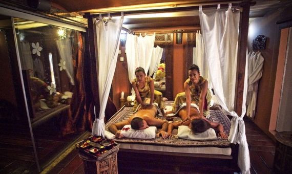 Un masaje en pareja dentro de Bali Spirit