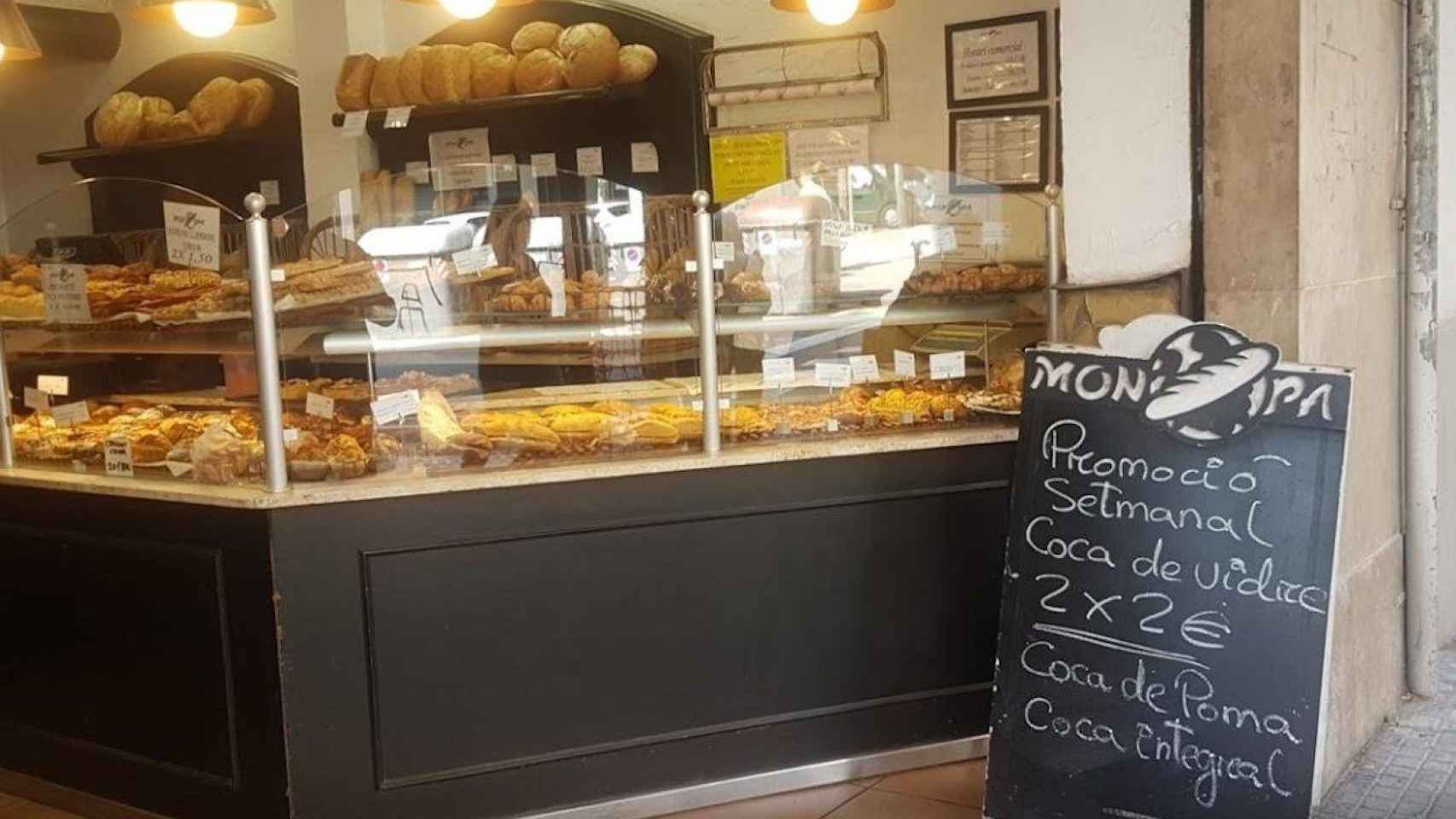 Malestar por el despido de 96 trabajadores en las panaderías Mon-Pa