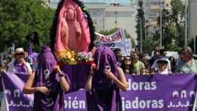 Imagen de la procesión del coño insumiso en Sevilla / J.M. BAQUERO