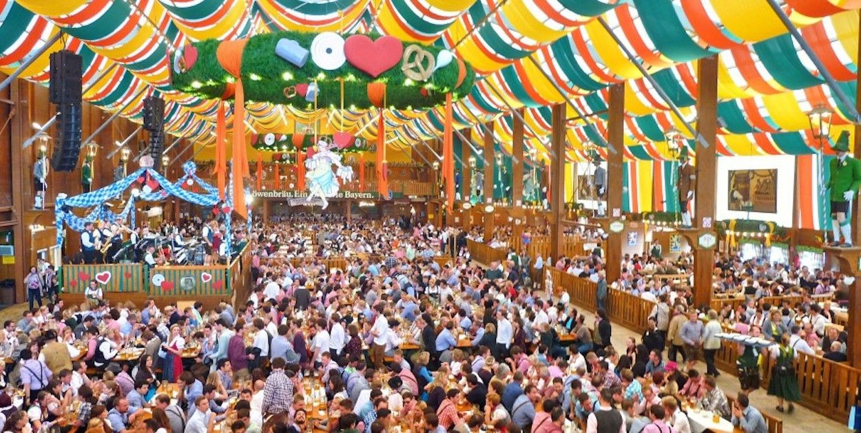 El festival Oktoberfest Barcelona vuelve con las cervezas