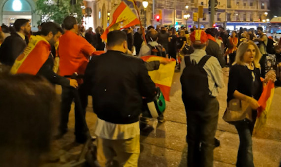 Manifestantes en la plaza Francesc Macià / TWITTER