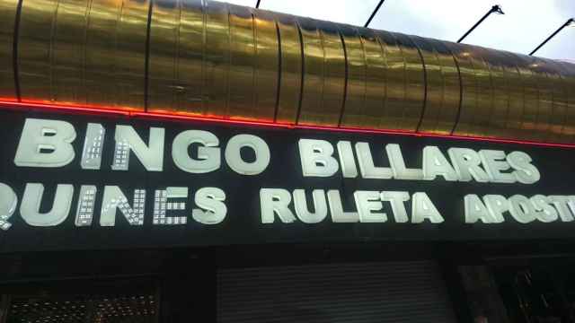 Bingo Billares, una de las casas de apuestas más conocidas de Barcelona / ALBA LOSADA