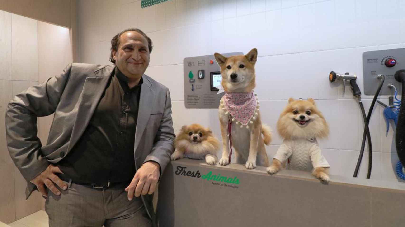 Roberto Haboba, fundador de las lavanderías low cost para mascotas Fresh Laundry