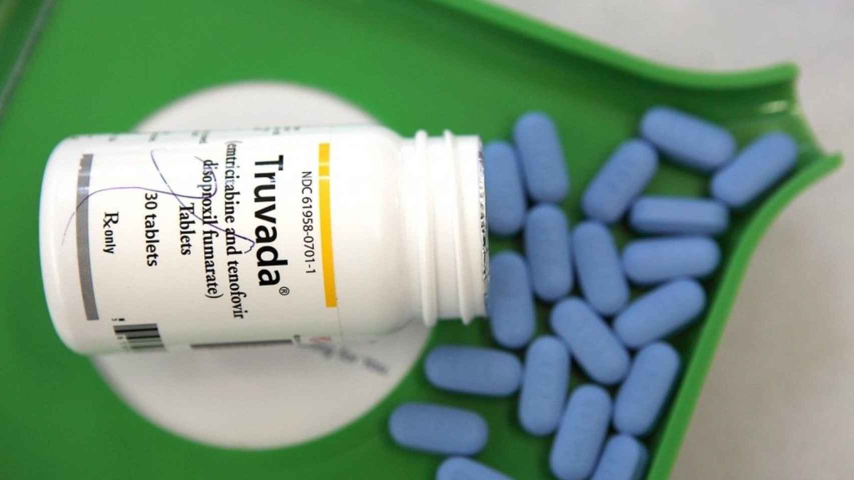Bote de Truvada, la pastilla gratuita para mantener sexo sin miedo al VIH