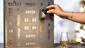 Uno de los calendarios de adviento originales basado en botellitas de whisky / MASTER OF MALT