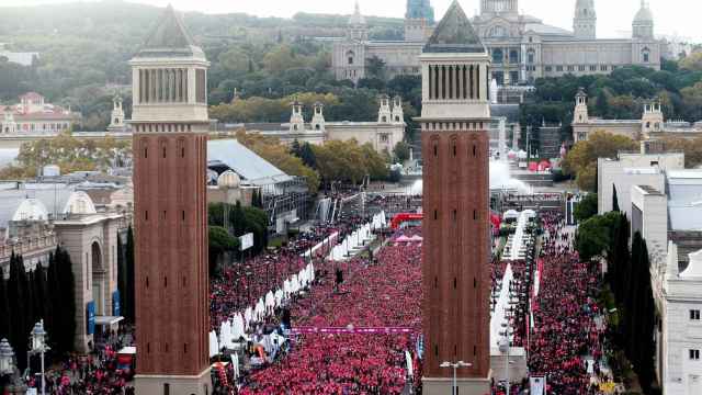 La Cursa de la Dona de Barcelona en una edición anterior  / EFE - QUIQUE GARCÍA