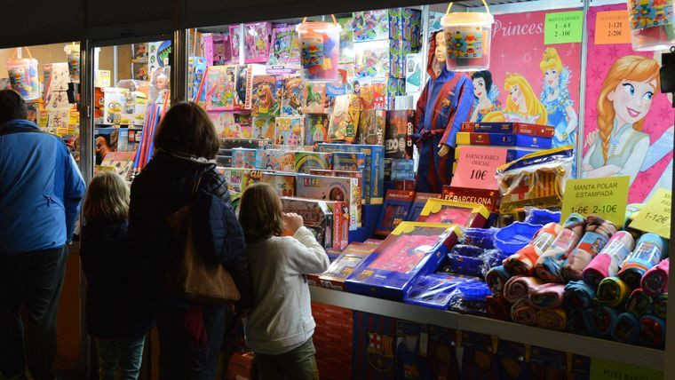 Imagen de archivo de la Feria de Reyes en la Gran Via / AYUNTAMIENTO DE BARCELONA